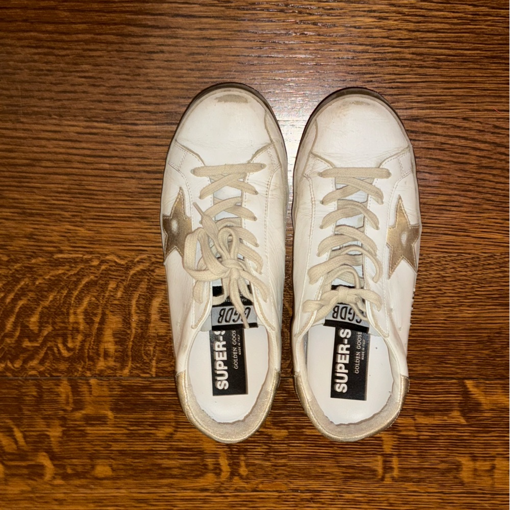 Golden Goose Deluxe Brand Superstar size 8